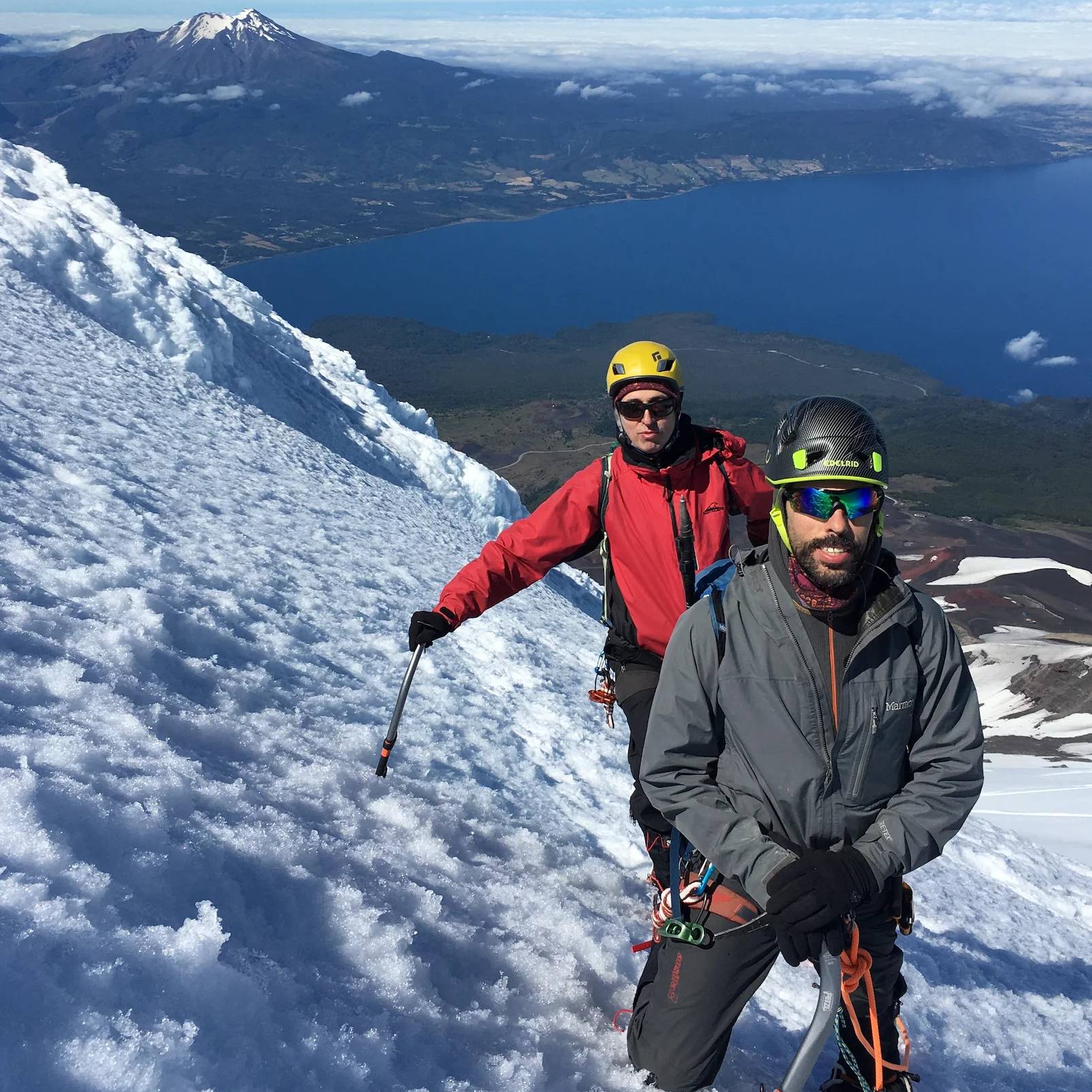 Experiencias en Ruténica: Montañista cuenta por qué el Osorno es uno de los volcanes preferidos para hacer cumbre