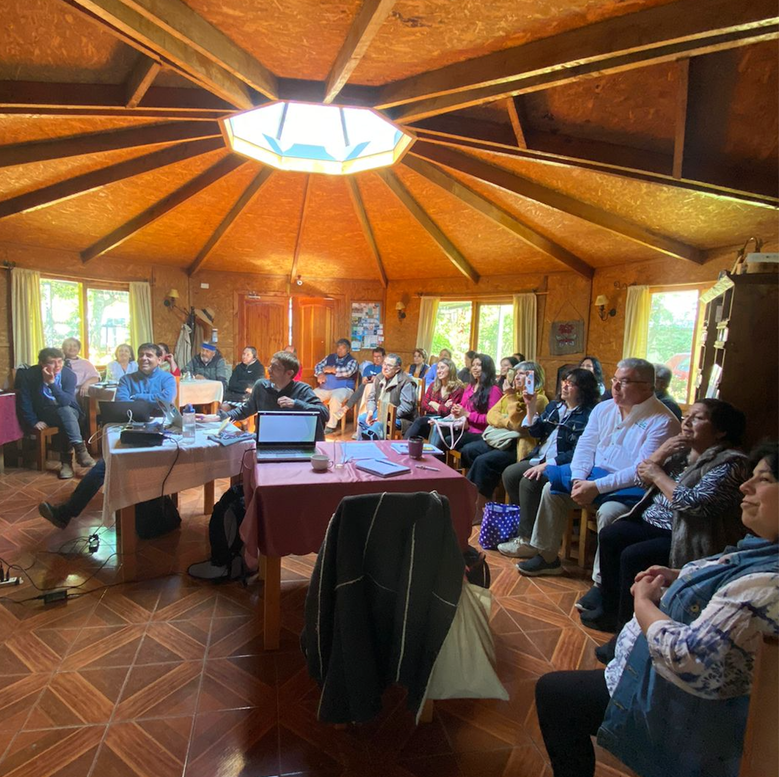 Futrono: Pilares realiza 6° taller sobre Diseño de Experiencias Turísticas de Alto Valor y PTD entra en recta final