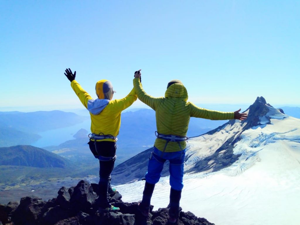 ¿Kayak, trekking, cabalgatas o baños termales? Sorprende a tu pareja y regálale experiencias únicas de Ruténica en esta Navidad