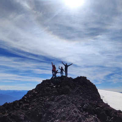 Ascensión al Volcán Mocho-Choshuenco con cumbre incluye alojamiento en refugio de montaña