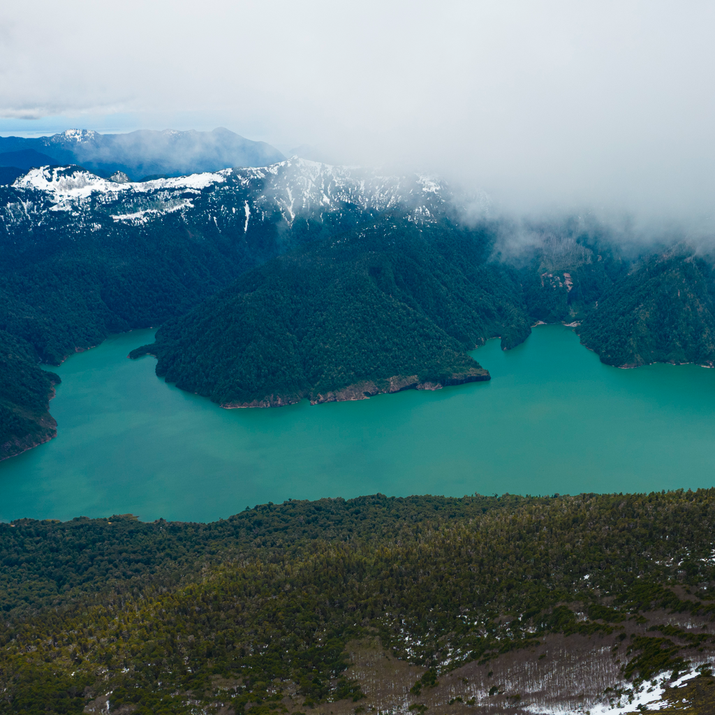 Ascenso Cumbre Volcán Hornopirén - Puerto Varas