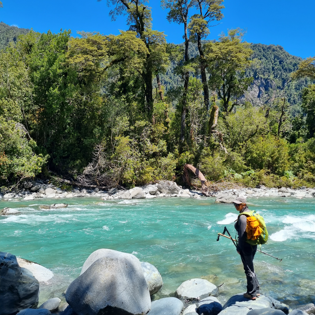 Trekking Cascada Río Blanco, Hornopirén - Puerto Varas