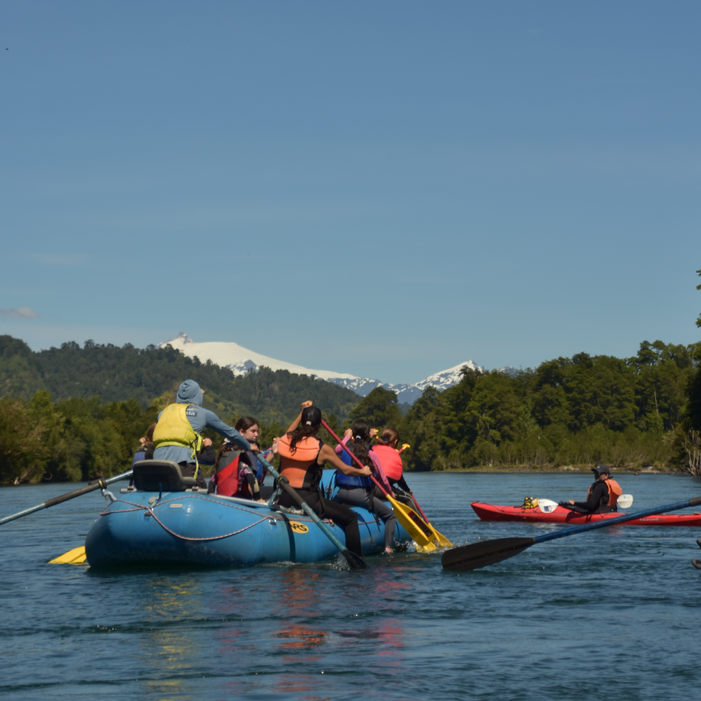 Floating Río Palena - Carretera Austral