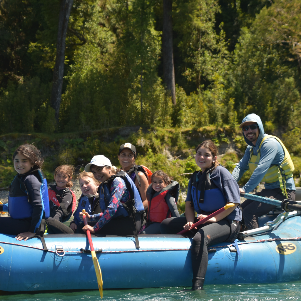 Floating Río Palena - Carretera Austral