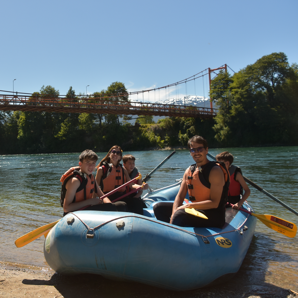 Floating Río Palena - Carretera Austral