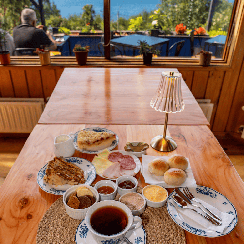 Once Alemana en Hotel Elún