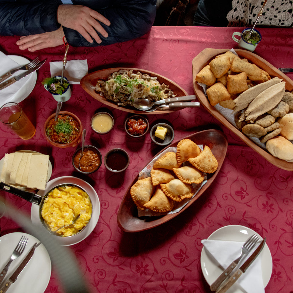 Viaje de saberes y sabores ancestrales en Llifén