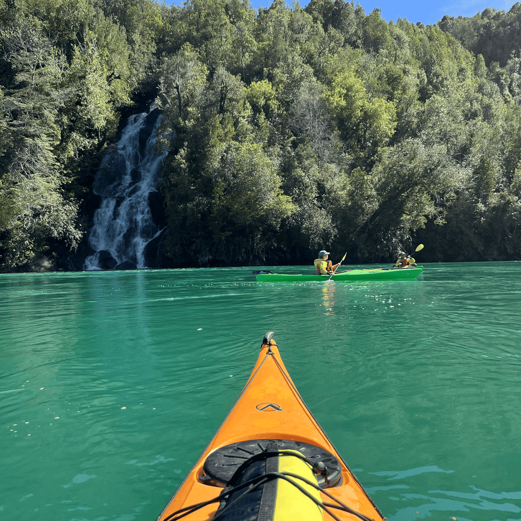 Travesía de Kayak en Puelo