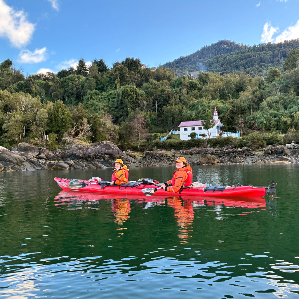 Travesía en kayak de mar de 2 días en el 1er fiordo de la Patagonia