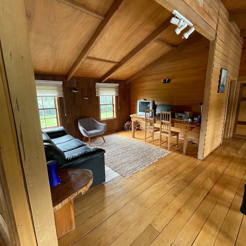 Fishing, trekking, and hot springs program in Río Puelo