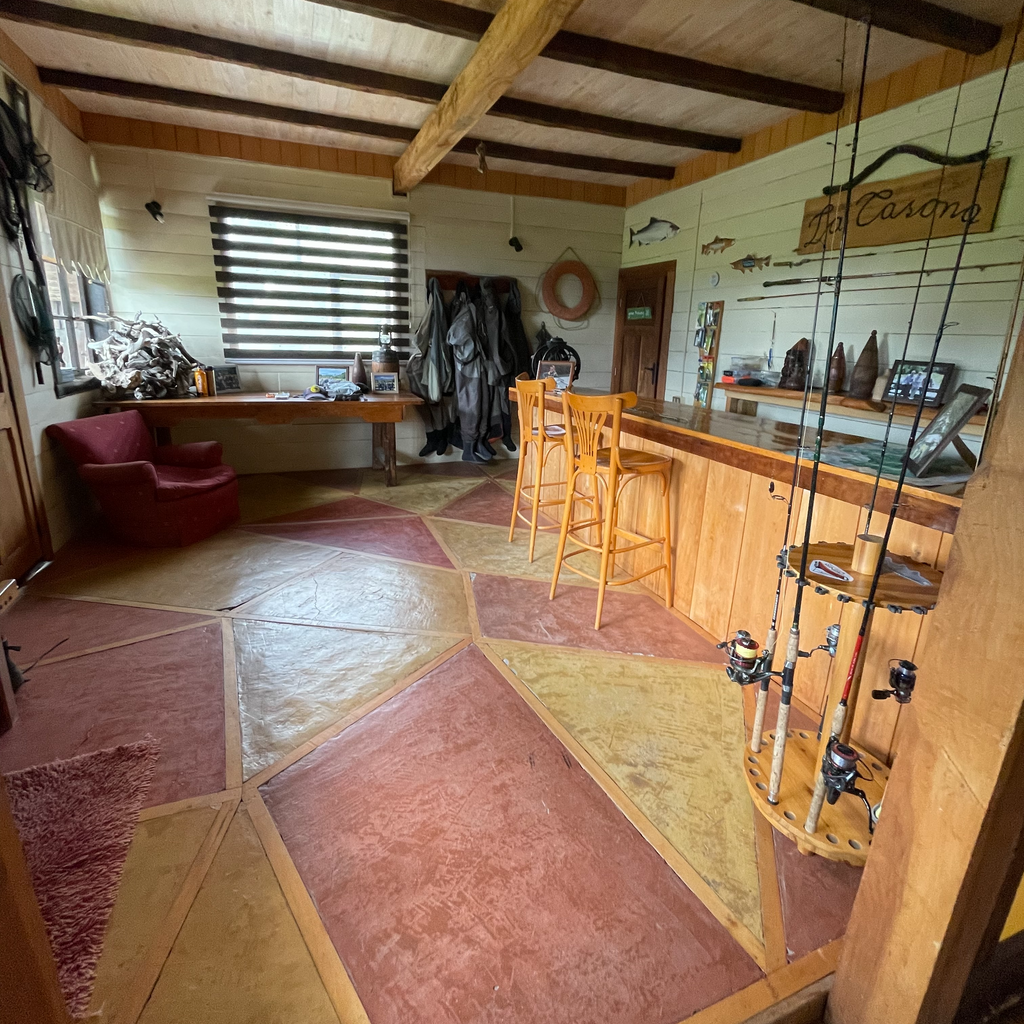 Fishing, trekking, and hot springs program in Río Puelo