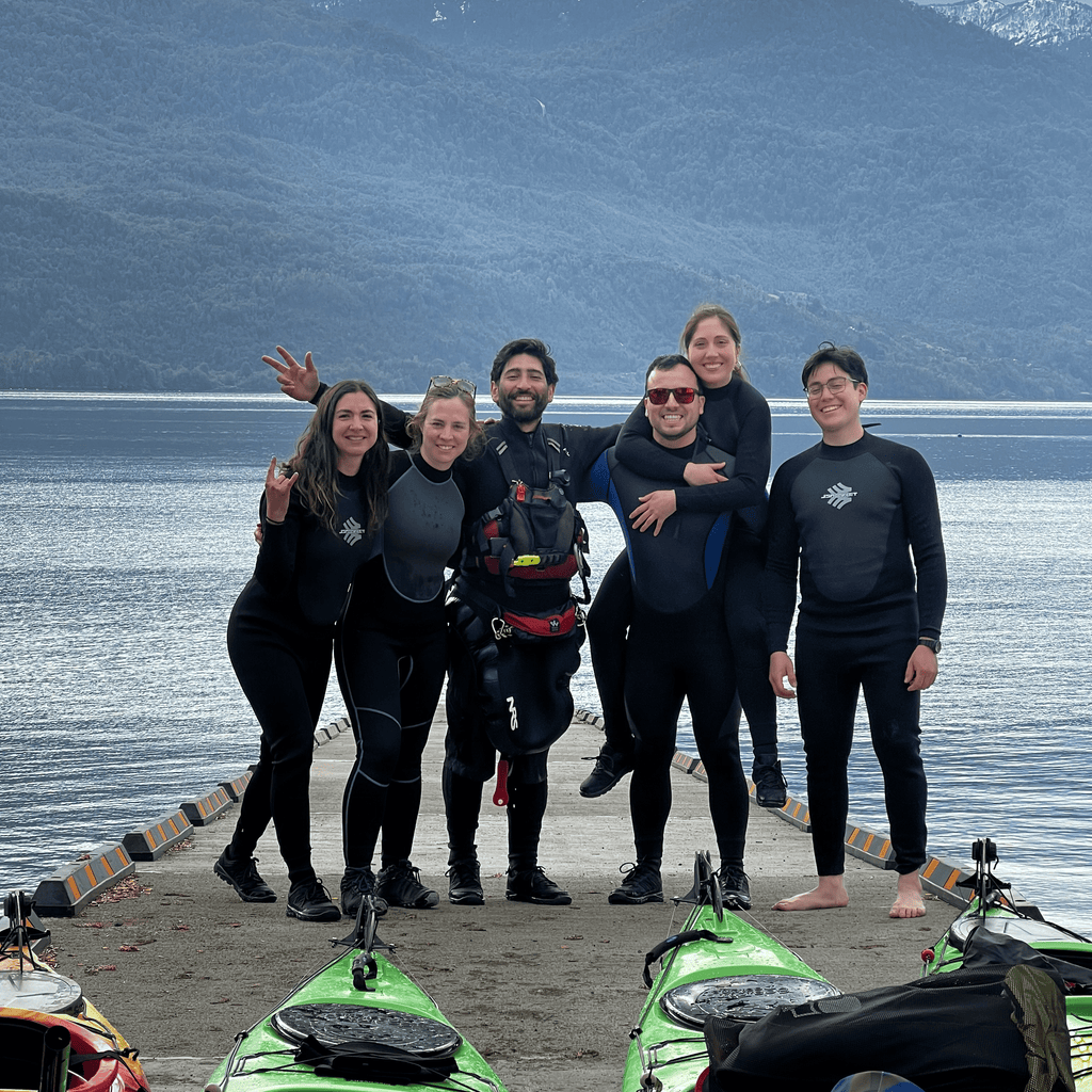 Kayak en el fiordo de Reloncaví