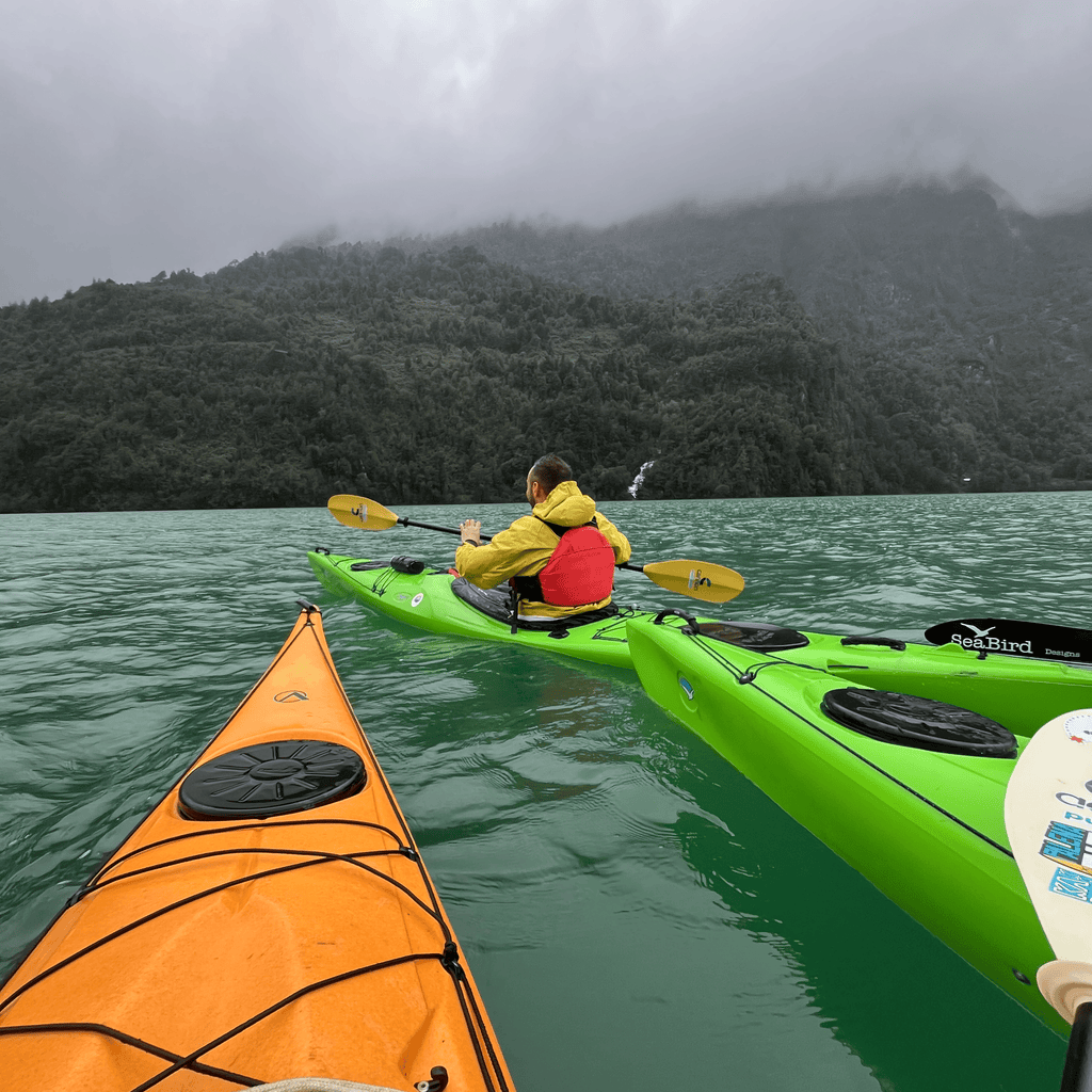 Travesía de kayak en lago Tagua Tagua