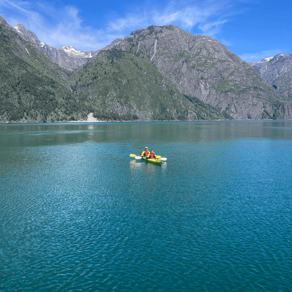 Travesía de kayak en lago Tagua Tagua