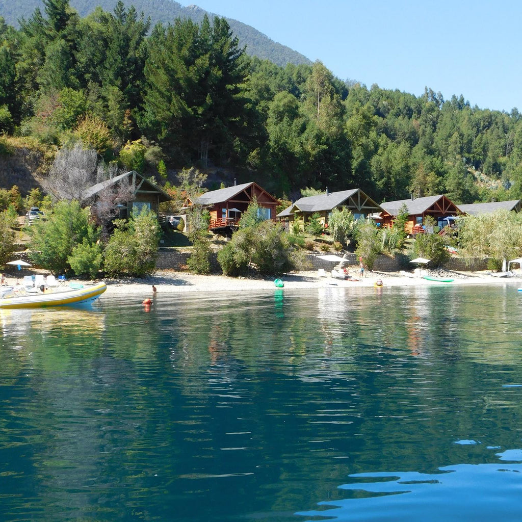 Cabins 6 to 8 people - Borgolafquen, Facing Lake Panguipulli