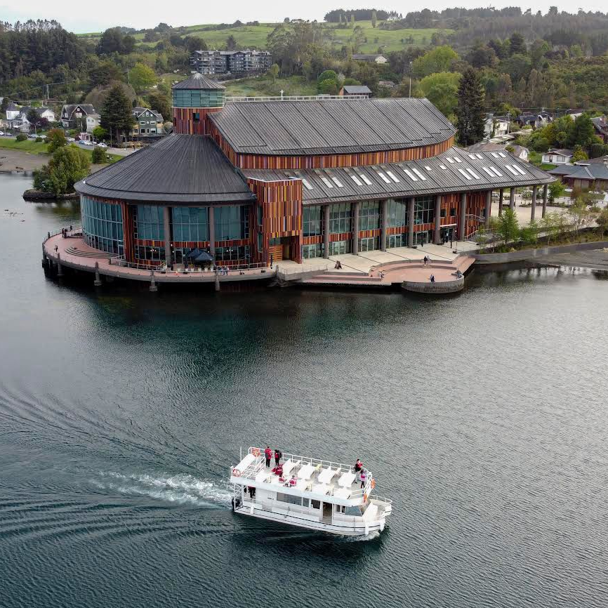 Paseo en catamarán por el lago Llanquihue