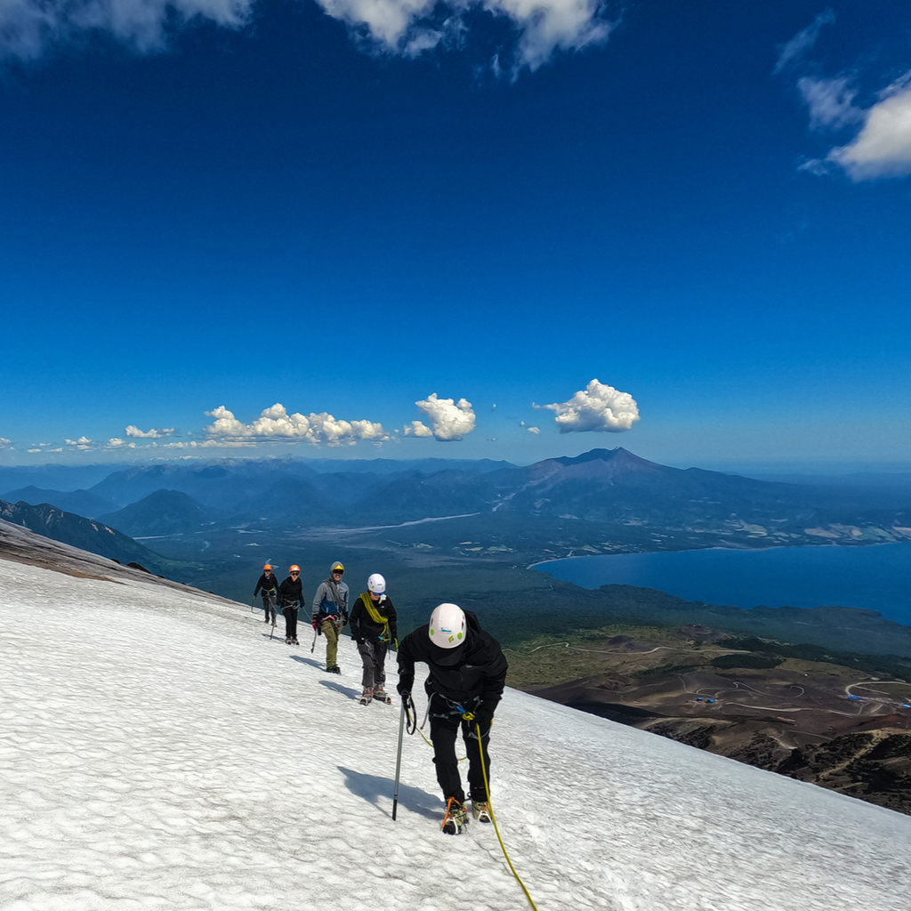 Trekking Seracs Volcán Osorno - Puerto Varas