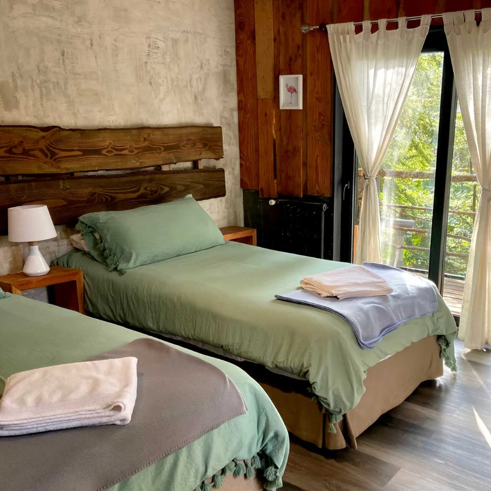 Room at La Colmena Eco Lodge, Ensenada